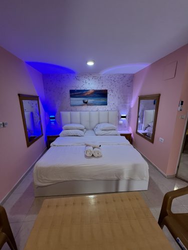 צימר בירושלים יפיפה לזוגות עם מיטה זוגית נוח